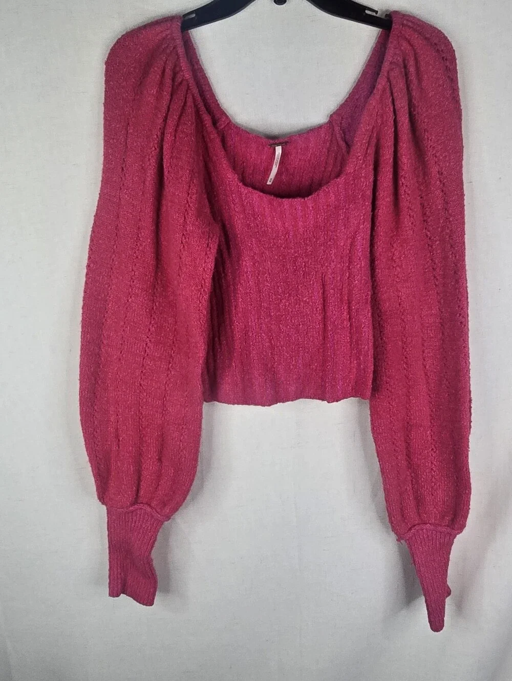 Free People Womens Medium Crop Magenta Cherry Pink Katie Bubble Sleeve Sweater
